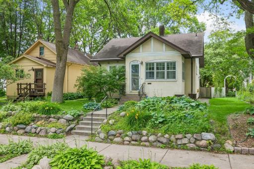 5252 43rd Avenue S, Minneapolis, MN 55417