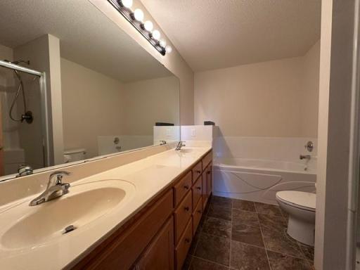 7817 W 145th Street, Savage, MN 55378