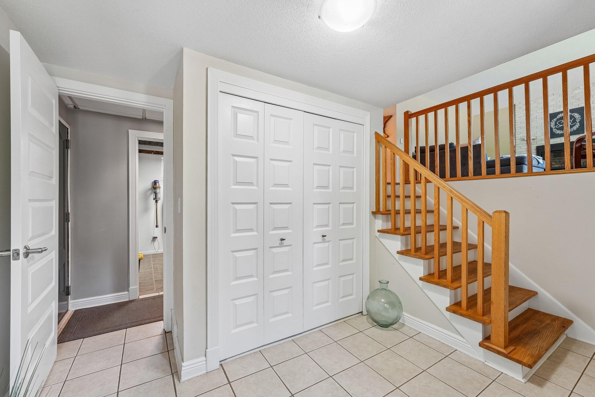 7132 Courtly Rd 18.jpg