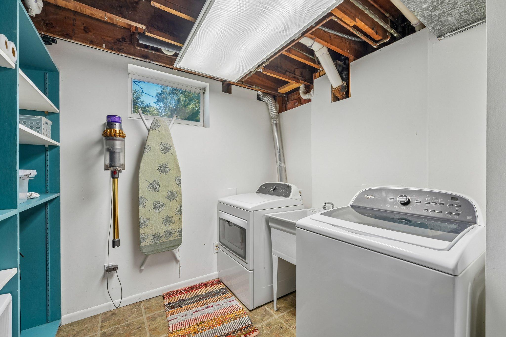 7132 Courtly Rd 30.jpg