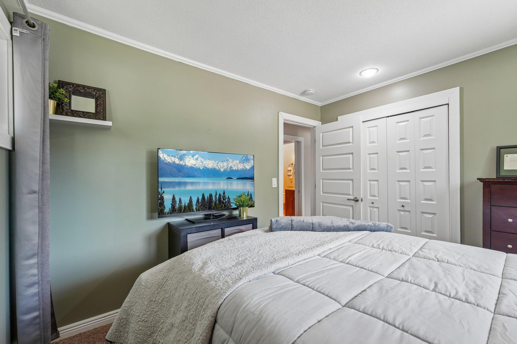 7132 Courtly Rd 25.jpg