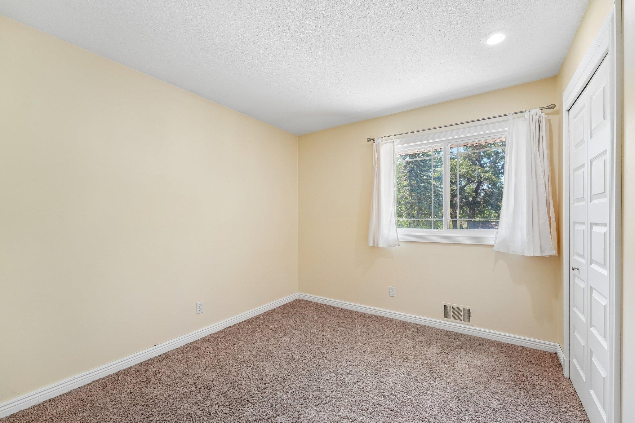 7132 Courtly Rd 21.jpg