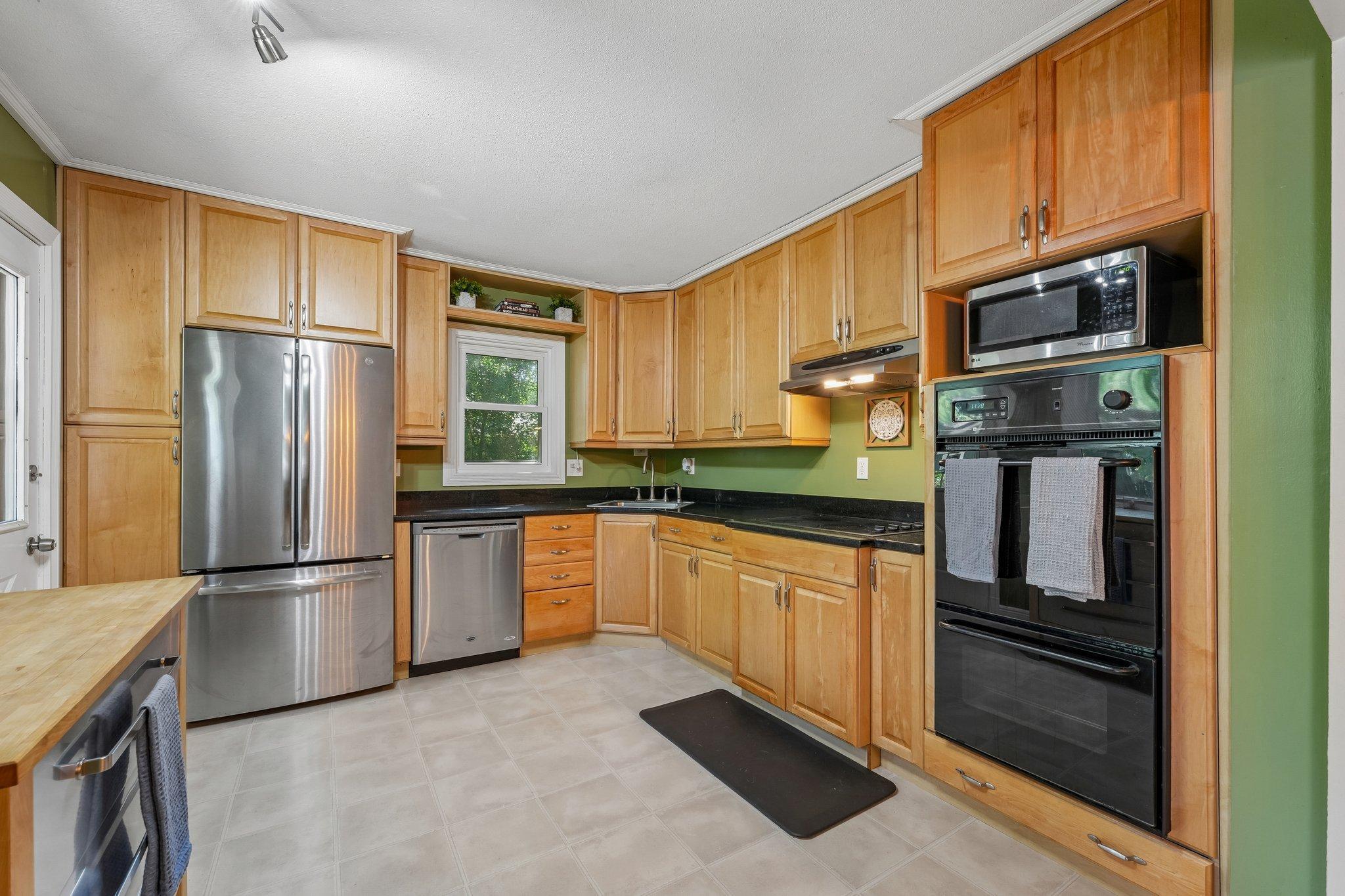 7132 Courtly Rd 13.jpg