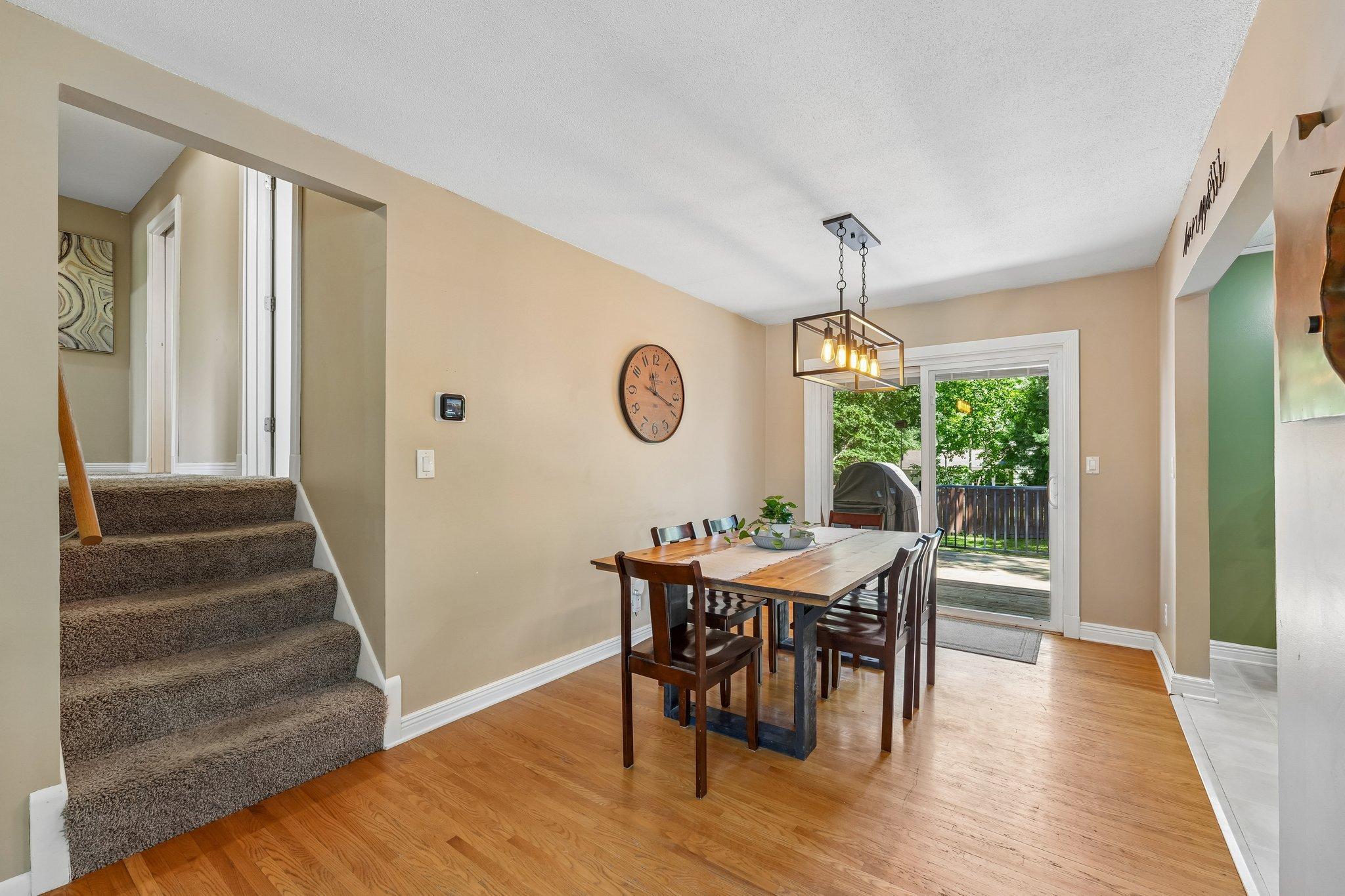 7132 Courtly Rd 10.jpg
