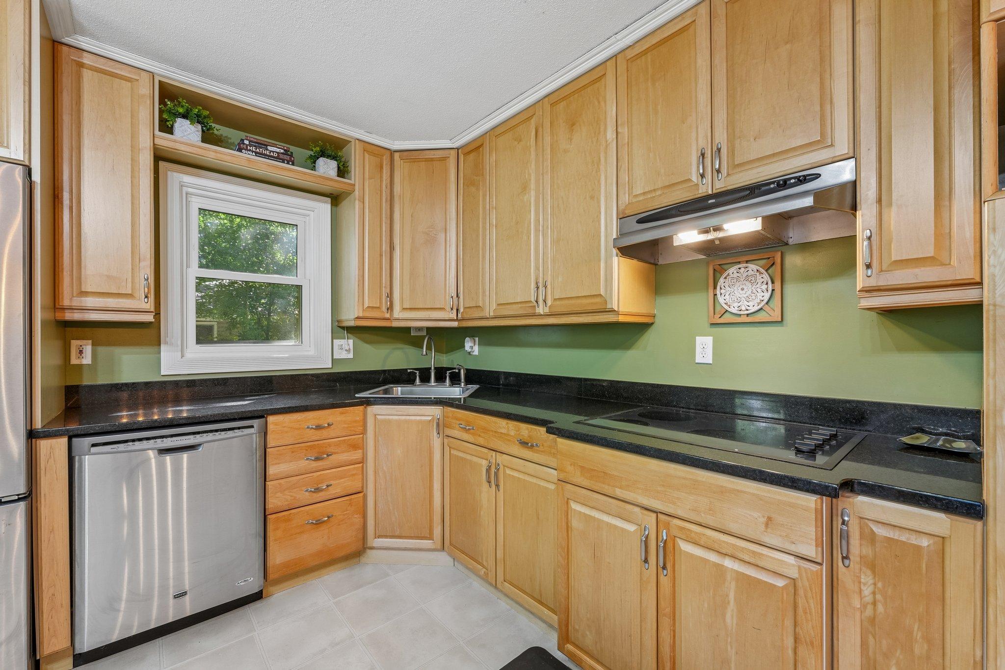 7132 Courtly Rd 15.jpg