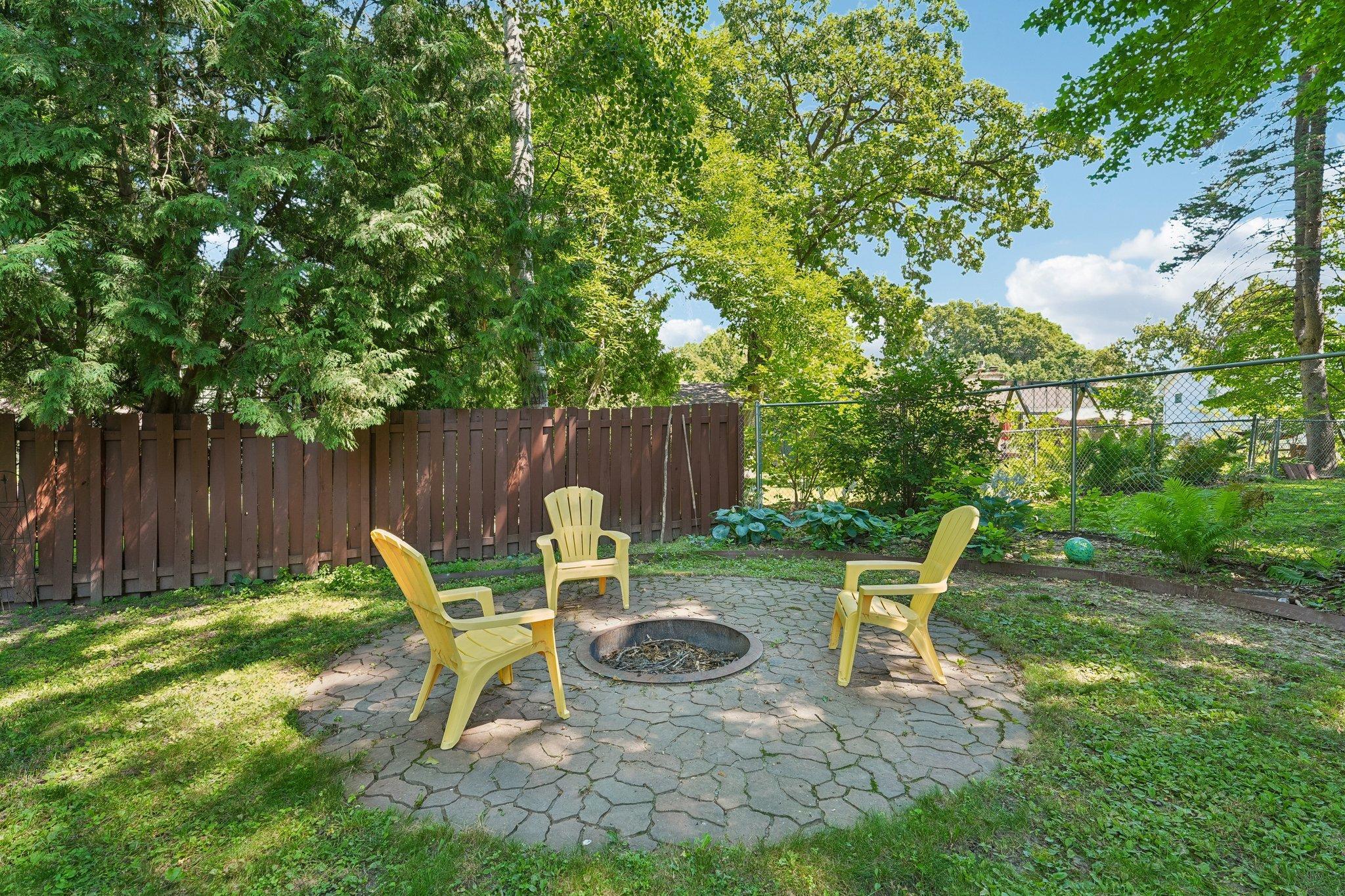 7132 Courtly Rd 43.jpg