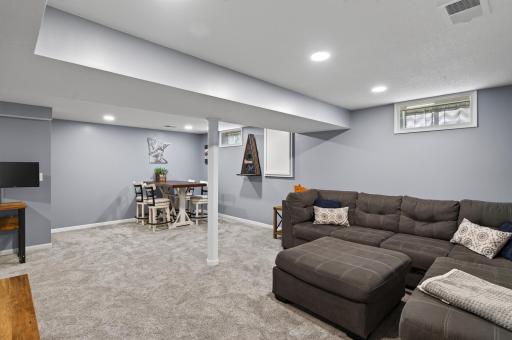 7844 Conroy Way, Inver Grove Heights, MN 55076