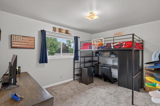 7844 Conroy Way, Inver Grove Heights, MN 55076