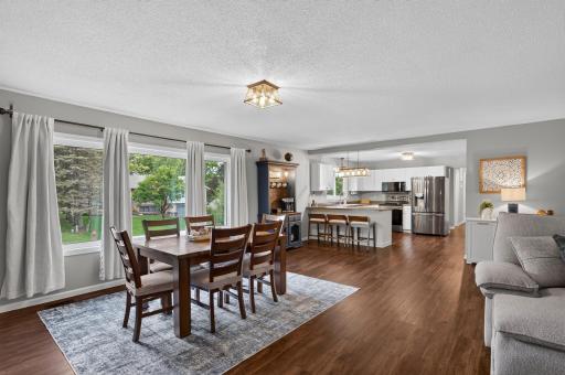 7844 Conroy Way, Inver Grove Heights, MN 55076