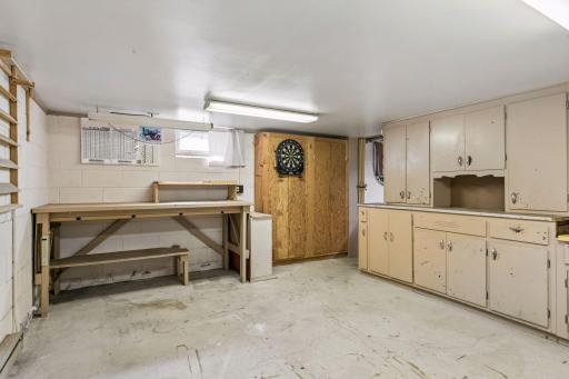 23 East Road, Circle Pines, MN 55014
