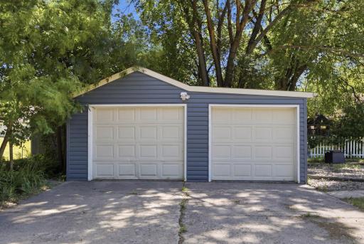 1102 1st Street S, Moorhead, MN 56560