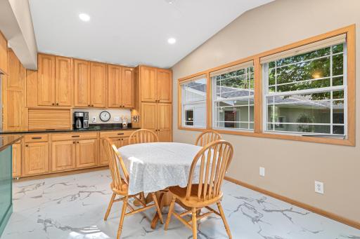 2570 Avon Street N, Roseville, MN 55113