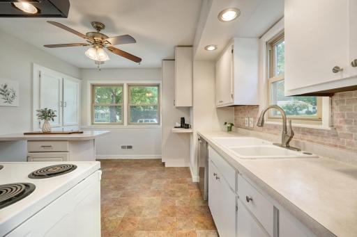 6644 Chicago Avenue, Minneapolis, MN 55423