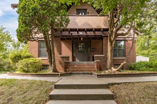 101 S 20th Avenue E, Duluth, MN 55812