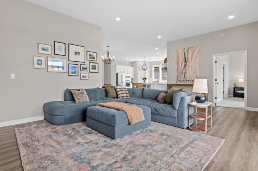 17774 Everest Avenue, Lakeville, MN 55044