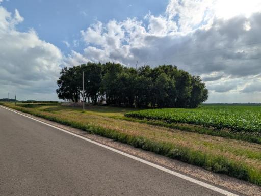 21509 600th Avenue, Wells, MN 56097