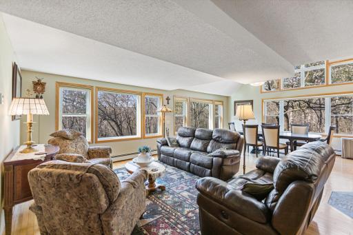 1342 Stagecoach Trail S, Afton, MN 55001