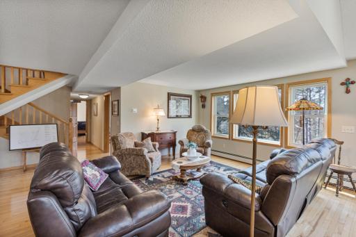 1342 Stagecoach Trail S, Afton, MN 55001