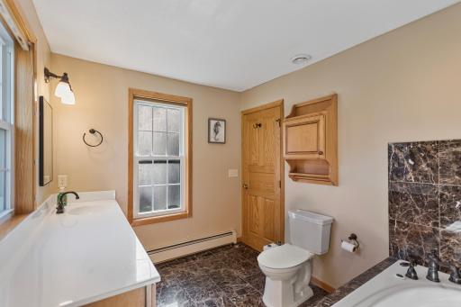 1342 Stagecoach Trail S, Afton, MN 55001