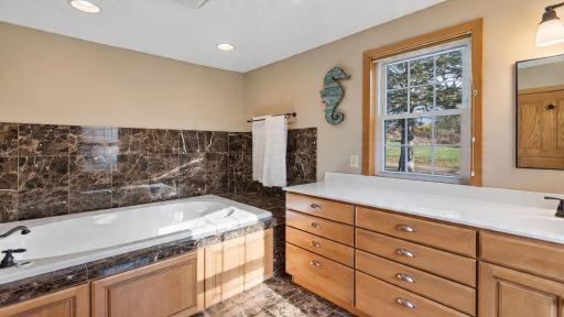 1342 Stagecoach Trail S, Afton, MN 55001