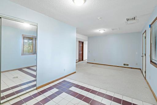 7600 Eileen Street, Eden Prairie, MN 55346