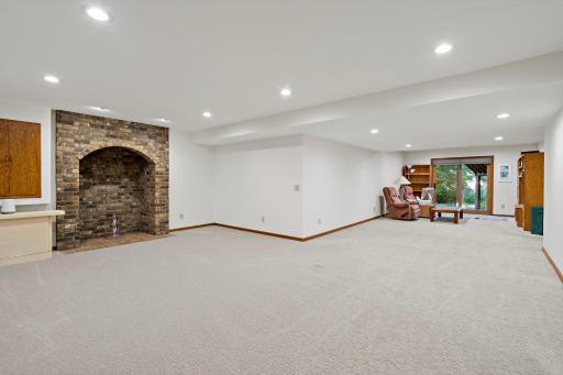 7600 Eileen Street, Eden Prairie, MN 55346