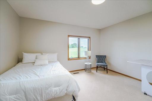 3084 Wilds Ridge Court NW, Prior Lake, MN 55372