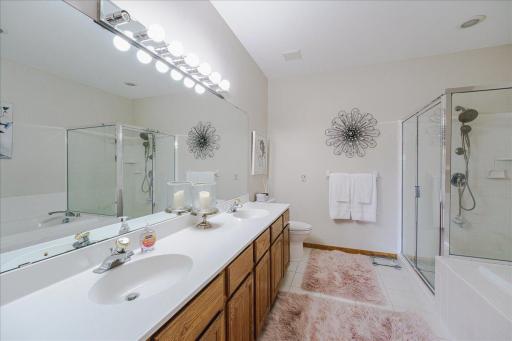 3084 Wilds Ridge Court NW, Prior Lake, MN 55372