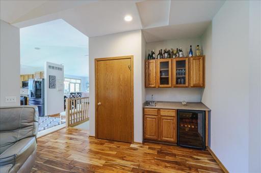 3084 Wilds Ridge Court NW, Prior Lake, MN 55372
