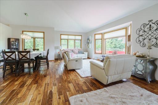 3084 Wilds Ridge Court NW, Prior Lake, MN 55372