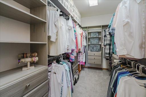 3084 Wilds Ridge Court NW, Prior Lake, MN 55372