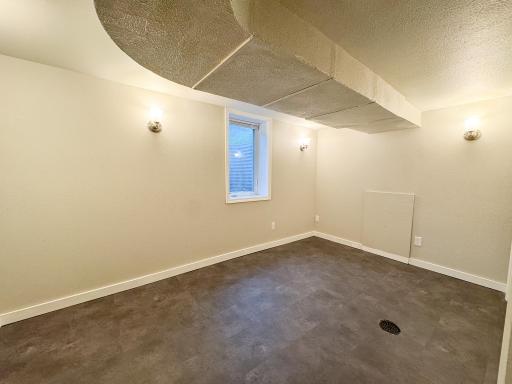 209 11th Street N, Moorhead, MN 56560