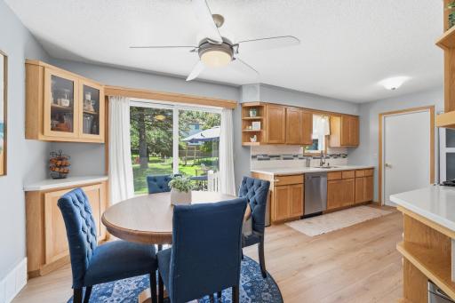 7686 Ivystone Avenue S, Cottage Grove, MN 55016