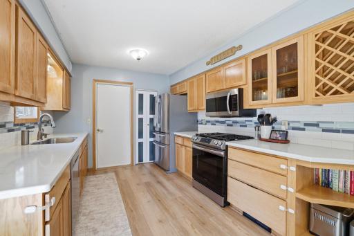 7686 Ivystone Avenue S, Cottage Grove, MN 55016