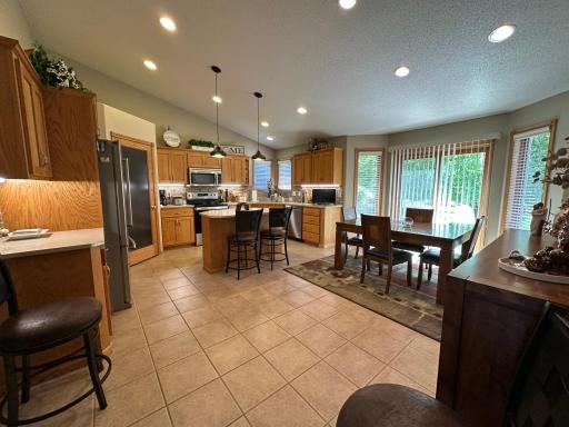 607 13th Avenue N, Moorhead, MN 56560