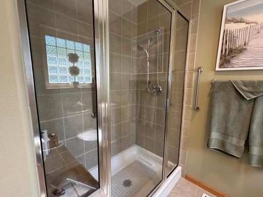 607 13th Avenue N, Moorhead, MN 56560