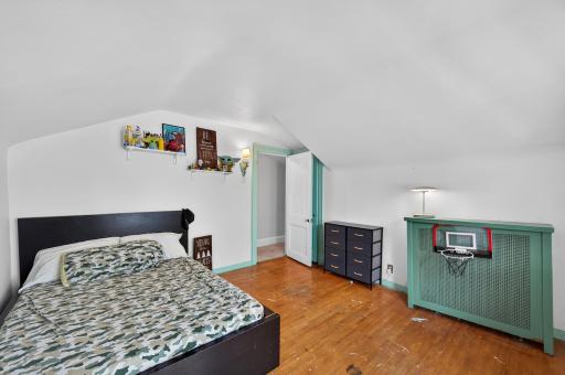 658 Nebraska Avenue E, Saint Paul, MN 55106