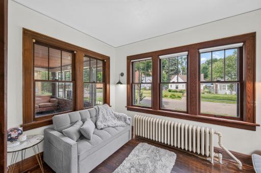 658 Nebraska Avenue E, Saint Paul, MN 55106