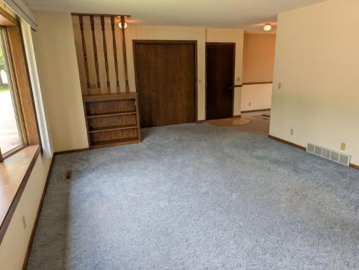 600 8th Street SW, Wells, MN 56097