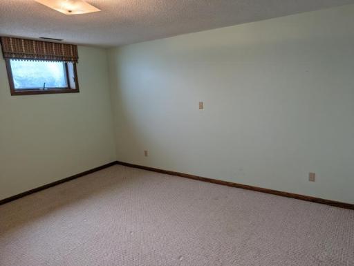 600 8th Street SW, Wells, MN 56097