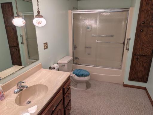 600 8th Street SW, Wells, MN 56097