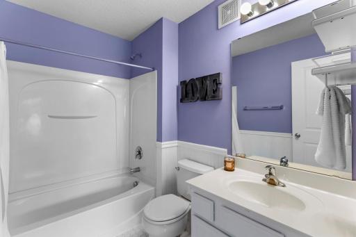 14034 Savanna Drive, Rogers, MN 55374