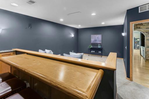 Space for snacks, games, or a popcorn machine - the perfect setting for movie nights and game days!