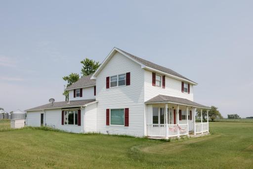 7809 83rd Street SE, Edgeley, ND 58433