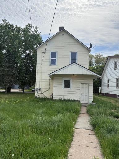 3921 5th Ave E, Hibbing, MN 55746