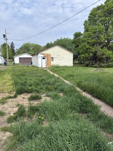3921 5th Ave E, Hibbing, MN 55746