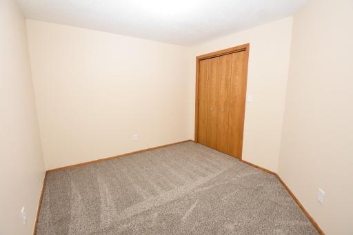 608 37th Avenue S, Moorhead, MN 56560