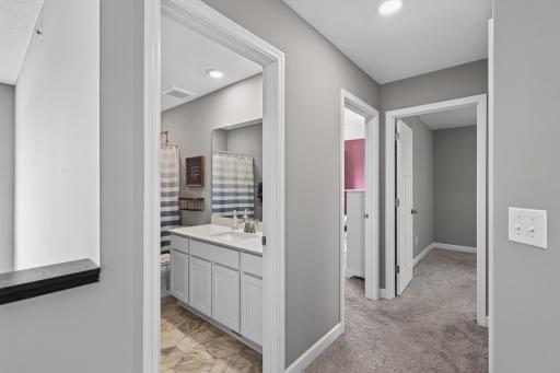 1852 Tyrone Drive, Shakopee, MN 55379