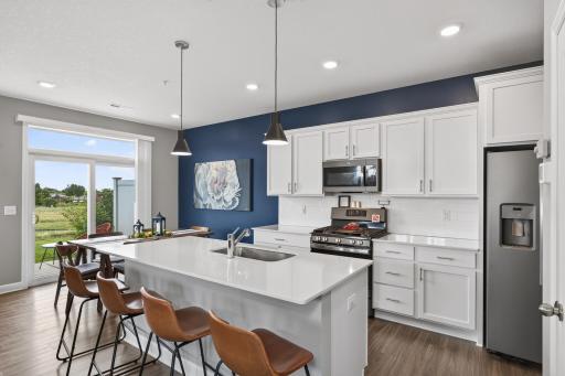 1852 Tyrone Drive, Shakopee, MN 55379