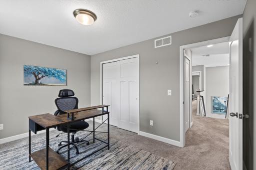 1852 Tyrone Drive, Shakopee, MN 55379